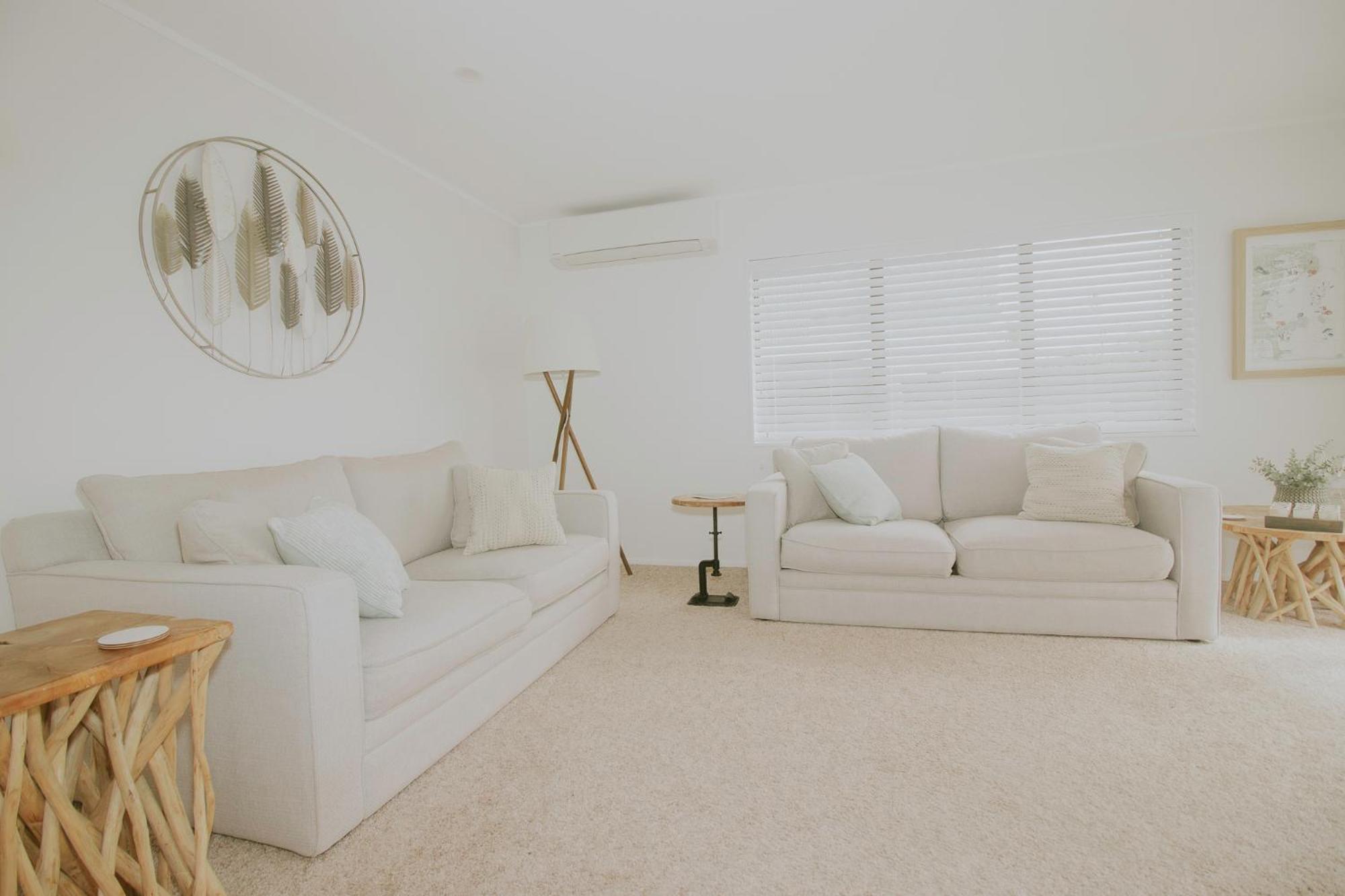 Salty Breeze Beach House Orewa Kültér fotó